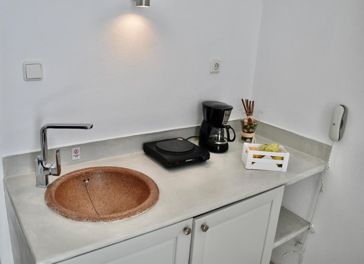 Aeolos Art & Eco Suites Adults Only Imerovigli  Bagian luar foto