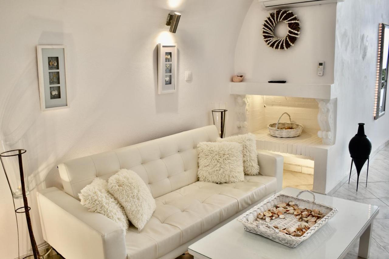 Aeolos Art & Eco Suites Adults Only Imerovigli  Bagian luar foto