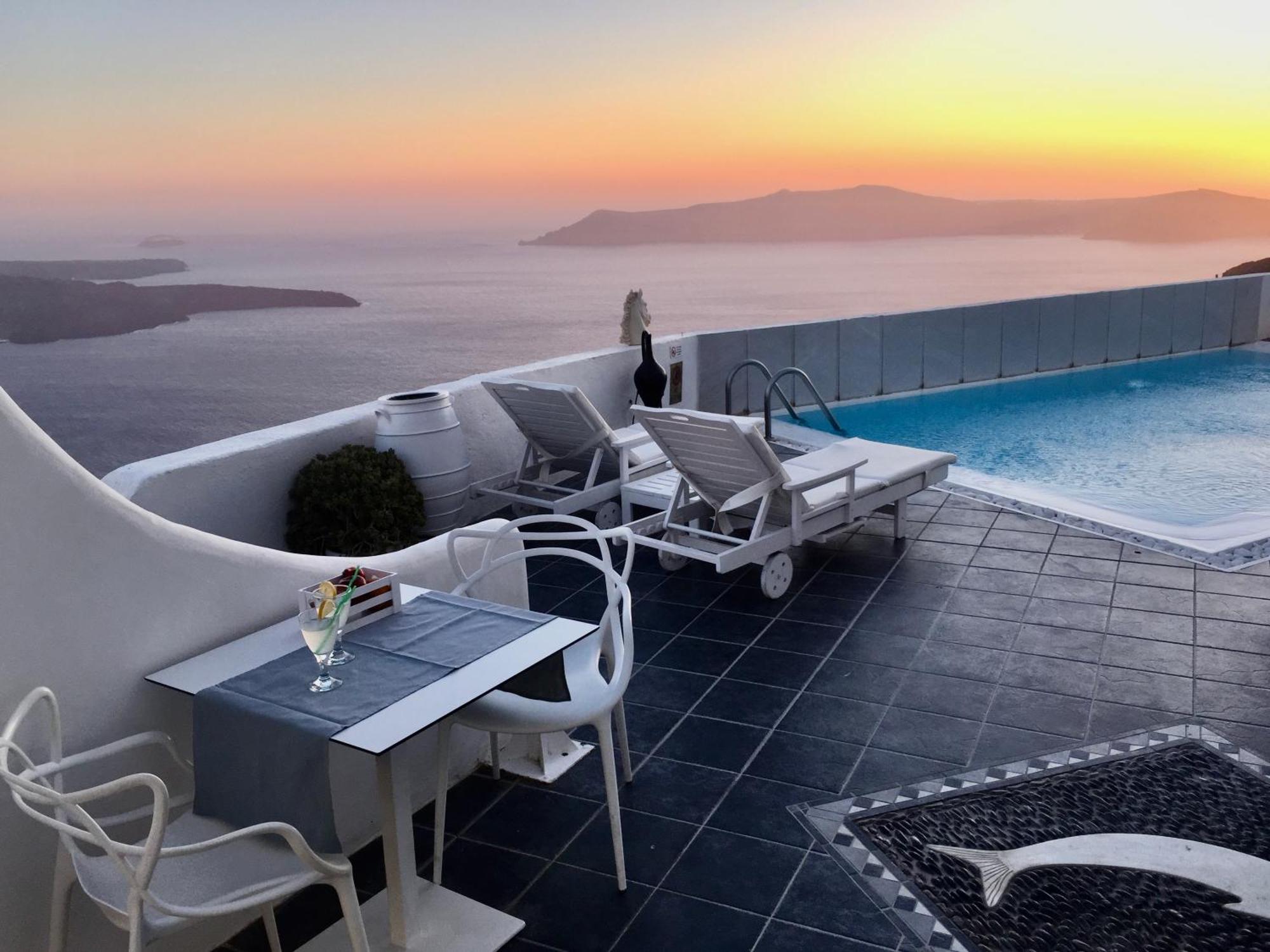 Aeolos Art & Eco Suites Adults Only Imerovigli  Bagian luar foto